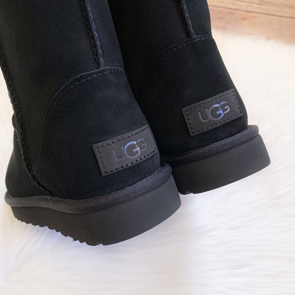 UGG Classic Short Stud II Black Boots - Picture 6 of 9